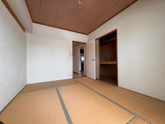 �@���̑������E�X�y�[�X