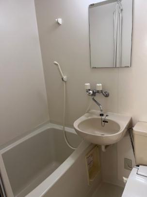 �@�o�X�^�V�����[