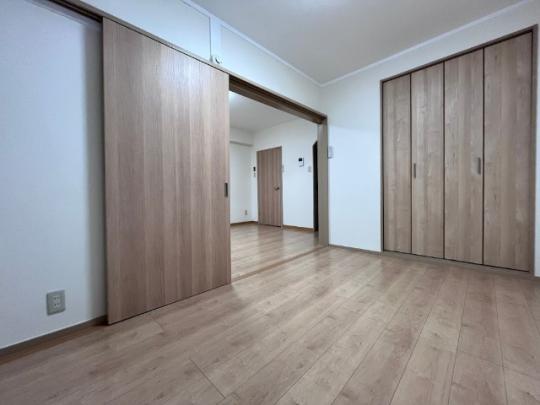 �@���̑������E�X�y�[�X